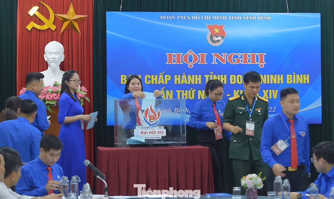 Hội nghị lần thứ nhất Ban Chấp hành Tỉnh Đoàn khóa XIV. Ảnh: Xuân Tùng