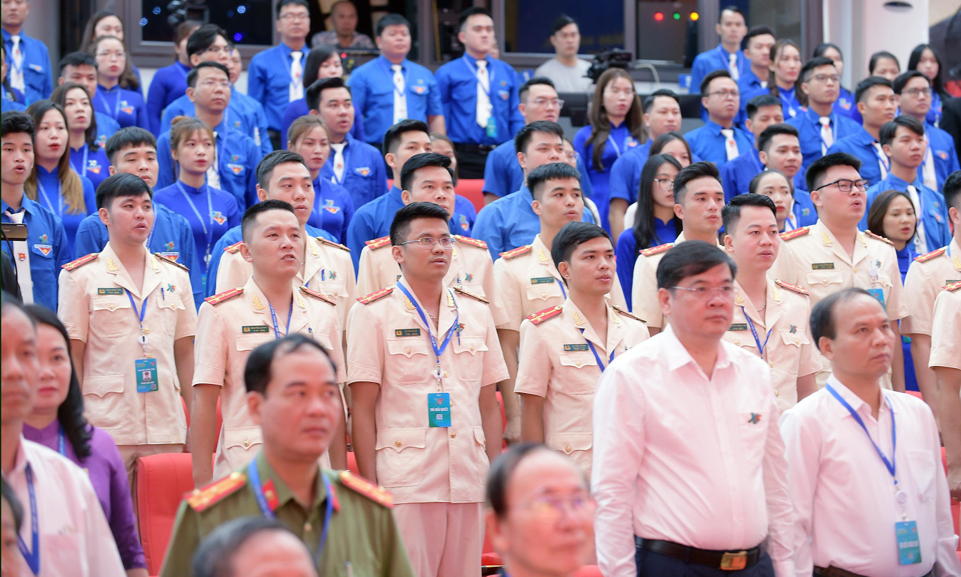 Các cấp bộ Đoàn cần chú trọng giáo dục cho đoàn viên, thanh niên về truyền thống lịch sử vẻ vang, hào hùng của dân tộc, quê hương. Ảnh: Xuân Tùng