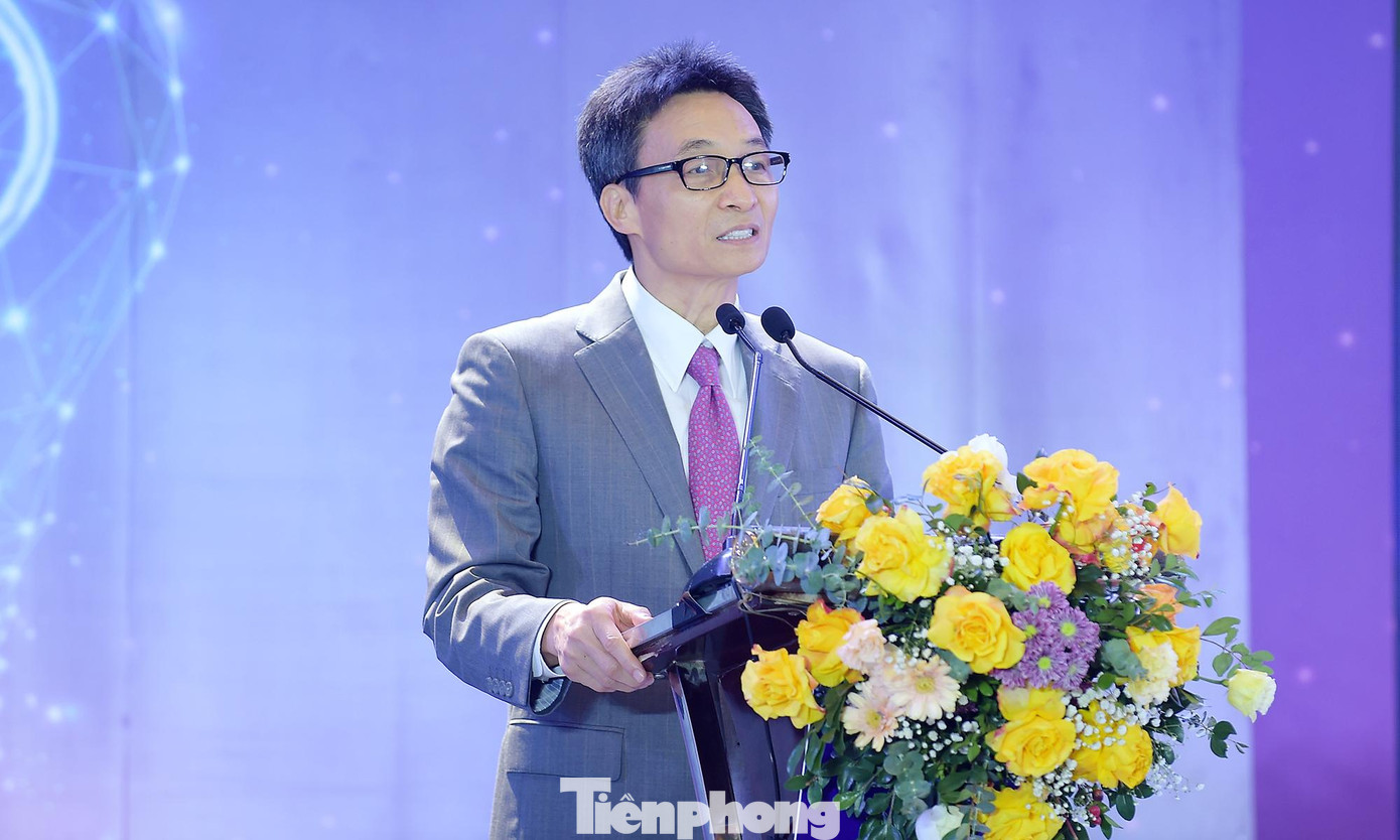 Phó Thủ tướng Vũ Đức Đam phát biểu tại Diễn đàn. Ảnh: Xuân Tùng