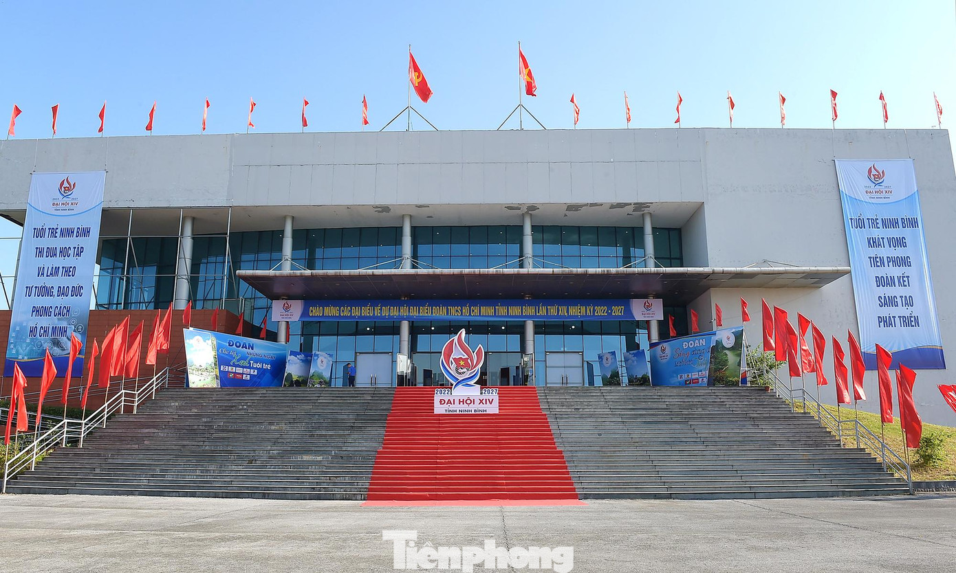 Đại hội diễn ra tại Trung tâm Hội nghị tỉnh Ninh Bình. Ảnh: Xuân Tùng Đại hội diễn ra tại Trung tâm Hội nghị tỉnh Ninh Bình. Ảnh: Xuân Tùng