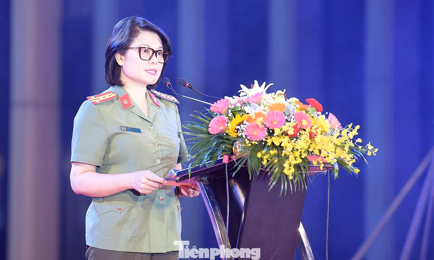 Đại tá Ngô Hoài Thu phát biểu tại chương trình. Ảnh: Xuân Tùng Đại tá Ngô Hoài Thu phát biểu tại chương trình. Ảnh: Xuân Tùng