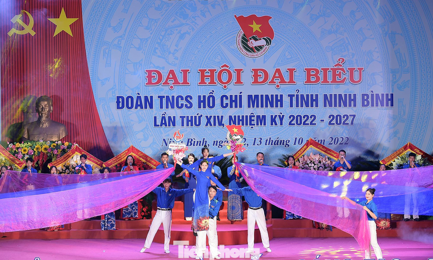 Ngày 13/10, tại Trung tâm Hội nghị Tỉnh Ninh Bình, Đại hội đại biểu Đoàn TNCS Hồ Chí Minh tỉnh Ninh Bình lần thứ XIV nhiệm kỳ 2022 - 2027 diễn ra phiên trọng thể.