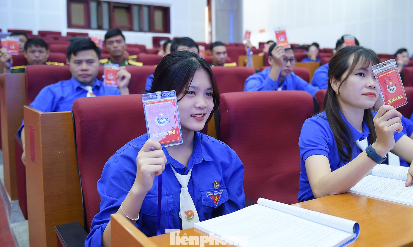 Tuổi bình quân đại biểu tham dự đại hội là 29,3 tuổi. Đại biểu trẻ nhất 16 tuổi. Ảnh: Xuân Tùng Tuổi bình quân đại biểu tham dự đại hội là 29,3 tuổi. Đại biểu trẻ nhất 16 tuổi. Ảnh: Xuân Tùng