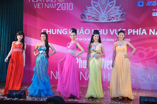 15 thí sinh KV phía Nam vào chung kết&nbsp;Hoa hậu Việt Nam&nbsp;2010 ảnh 22