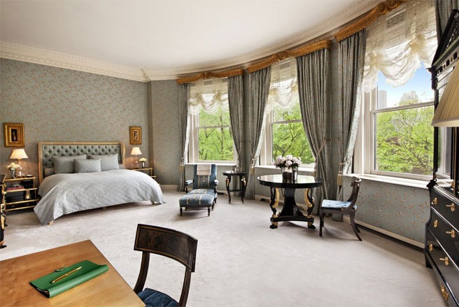 …nhưng đã được cải tạo lại hoàn toàn. …nhưng đã được cải tạo lại hoàn toàn