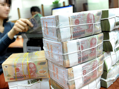 Tiền đóng băng trong ngân hàng nhiều.