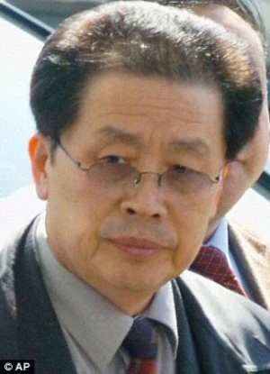 Chang Sung-taek, nhân vật được phương Tây phỏng đoán sẽ hỗ trợ ông Kim Jong-un trong thời gian đầu cầm quyền