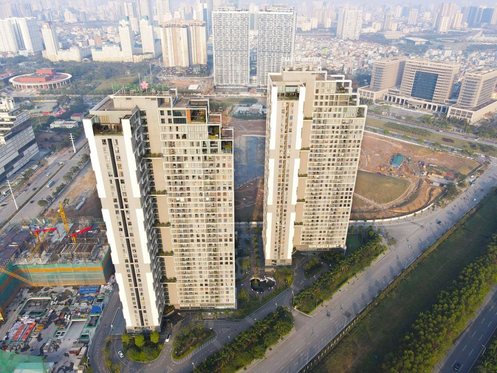 Sở Tài nguyên và Môi trường Hà Nội đã cấp 67 Giấy chứng nhận sở hữu nhà ở ("sổ đỏ") cho tổ chức, cá nhân nước ngoài được sở hữu nhà ở tại một số dự án trên địa bàn thành phố.