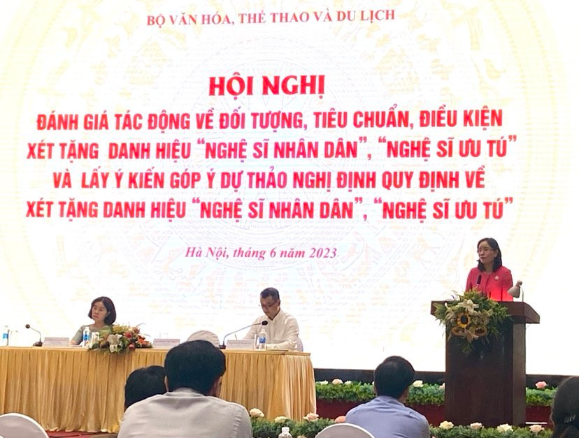 Hội nghị do Bộ VHTTDL tổ chức, Thứ trưởng Trịnh Thị Thuỷ chủ trì. Hội nghị do Bộ VHTTDL tổ chức, Thứ trưởng Trịnh Thị Thuỷ chủ trì.