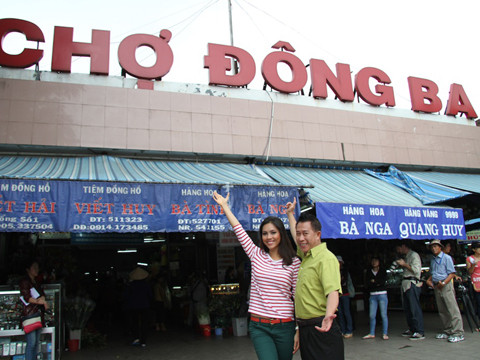 Tiếp tục chuỗi ngày khám phá ẩm thực các vùng miền của Việt Nam, Á hậu Hoàng My và 