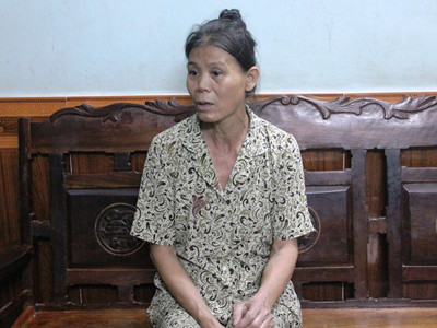 Người gầy gò và lớn tuổi, nhưng bà Ba đã rất mưu trí giải cứu cháu ngoại khỏi tay Tống Duy Tân. 