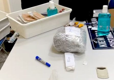 Ma túy phát hiện trong hành lý của các tiếp viên (ảnh: A.X).