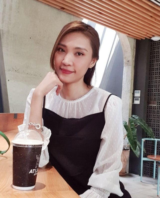 Hình ảnh cơ trưởng Bích Ngọc sau những chuyến bay.