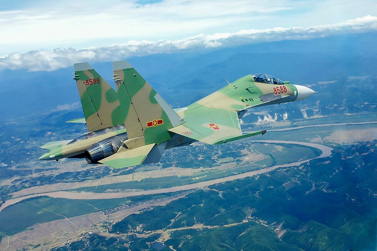 'Cánh én Lam Sơn' canh trời Tổ quốc ảnh 3