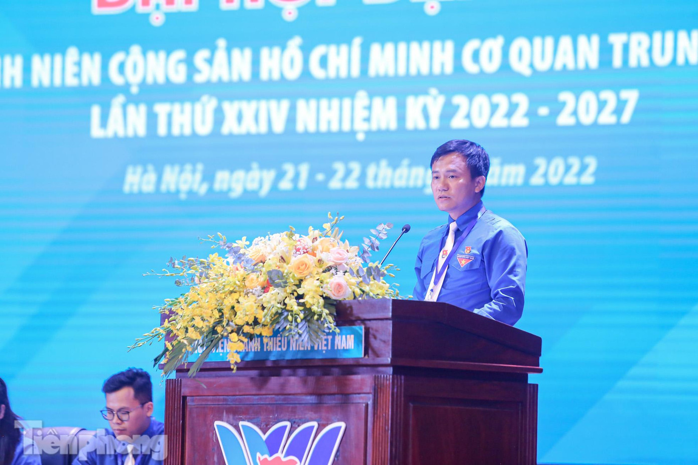 Phát biểu tại đại hội, anh Nguyễn Duy Hưng, Phó Bí thư Đoàn cơ quan Trung ương đoàn khóa XXIII nhiệm kỳ 2017 – 2022 cho biết, nhiệm kỳ qua, công tác Đoàn và phong trào thanh niên cơ quan Trung ương Đoàn đã đạt được nhiều kết quả tích cực. Mỗi đoàn viên, thanh niên không ngừng rèn luyện nâng cao phẩm chất, đạo đức cách mạng, trau dồi kiến thức; xung kích, tình nguyện trên các lĩnh vực và hoàn thành xuất sắc nhiệm vụ được giao. Phát biểu tại đại hội, anh Nguyễn Duy Hưng, Phó Bí thư Đoàn cơ quan Trung ương đoàn khóa XXIII nhiệm kỳ 2017 – 2022 cho biết, nhiệm kỳ qua, công tác Đoàn và phong trào thanh niên cơ quan Trung ương Đoàn đã đạt được nhiều kết quả tích cực. Mỗi đoàn viên, thanh niên không ngừng rèn luyện nâng cao phẩm chất, đạo đức cách mạng, trau dồi kiến thức; xung kích, tình nguyện trên các lĩnh vực và hoàn thành xuất sắc nhiệm vụ được giao.