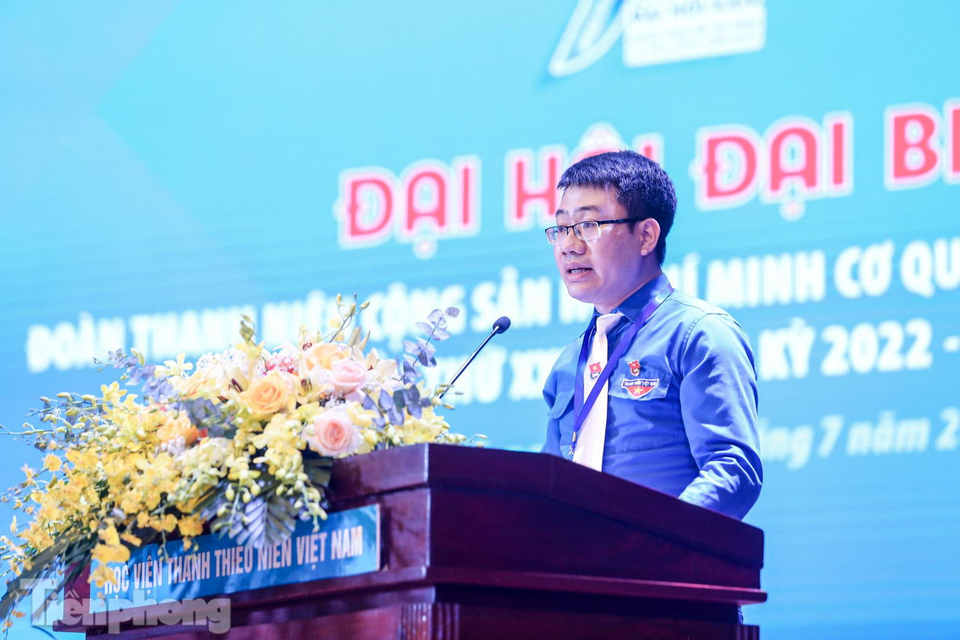 Phát biểu khai mạc đại hội, anh Nguyễn Thái Hà, Bí thư Đoàn cơ quan cho biết: "Hôm nay, tại Học viện Thanh thiếu niên Việt Nam giàu truyền thống, Đoàn cơ quan Trung ương Đoàn long trọng tổ chức Đại hội đại biểu Đoàn Thanh niên Cộng sản Hồ Chí Minh cơ quan Trung ương Đoàn lần thứ XXIV, nhiệm kỳ 2022 - 2027. Đây một sự kiện chính trị quan trọng, ngày hội lớn của tuổi trẻ cơ quan Trung ương Đoàn. Thay mặt toàn thể Đại hội, tôi xin nhiệt liệt chào mừng các đồng chí lãnh đạo, các quý vị đại biểu khách quý đã tới tham dự Đại hội. Đại hội vui mừng chào đón 134 đại biểu - những cán bộ, đoàn viên ưu tú, tiêu biểu cho ý chí và nguyện vọng, sức mạnh đoàn kết và trí tuệ đại diện cho 2.541 cán bộ, đoàn viên, thanh niên cơ quan Trung ương Đoàn tại 3 miền Bắc - Trung - Nam hội tụ về đây trong niềm vui chung, tin tưởng vào sự thành công của Đại hội". "Đại hội đại biểu Đoàn Thanh niên Cộng sản Hồ Chí Minh cơ quan Trung ương Đoàn khóa XXIV là “Đại hội gương mẫu - trách nhiệm - đoàn kết - sáng tạo”, thể hiện ý chí nguyện vọng và quyết tâm của đoàn viên thanh niên toàn cơ quan. Với khẩu hiệu hành động “Tuổi trẻ cơ quan Trung ương Đoàn gương mẫu, trách nhiệm, đoàn kết, sáng tạo, góp phần thực hiện thắng lợi nhiệm vụ chính trị của cơ quan Trung ương Đoàn”, những quyết định của Đại hội thể hiện ý chí và khát vọng cao đẹp của tuổi trẻ cơ quan Trung ương Đoàn được đem tài năng, kiến thức, sức trẻ xây dựng cơ quan Trung ương Đoàn vững mạnh toàn diện để lãnh đạo tốt công tác Đoàn và phong trào thanh thiếu nhi cả nước", anh Hà cho biết. Phát biểu khai mạc đại hội, anh Nguyễn Thái Hà, Bí thư Đoàn cơ quan cho biết: "Hôm nay, tại Học viện Thanh thiếu niên Việt Nam giàu truyền thống, Đoàn cơ quan Trung ương Đoàn long trọng tổ chức Đại hội đại biểu Đoàn Thanh niên Cộng sản Hồ Chí Minh cơ quan Trung ương Đoàn lần thứ XXIV, nhiệm kỳ 2022 - 2027. Đây một sự kiện chính trị quan trọng, ngày hội lớn của tuổi trẻ cơ quan Trung ương Đoàn. Thay mặt toàn thể Đại hội, tôi xin nhiệt liệt chào mừng các đồng chí lãnh đạo, các quý vị đại biểu khách quý đã tới tham dự Đại hội. Đại hội vui mừng chào đón 134 đại biểu - những cán bộ, đoàn viên ưu tú, tiêu biểu cho ý chí và nguyện vọng, sức mạnh đoàn kết và trí tuệ đại diện cho 2.541 cán bộ, đoàn viên, thanh niên cơ quan Trung ương Đoàn tại 3 miền Bắc - Trung - Nam hội tụ về đây trong niềm vui chung, tin tưởng vào sự thành công của Đại hội". "Đại hội đại biểu Đoàn Thanh niên Cộng sản Hồ Chí Minh cơ quan Trung ương Đoàn khóa XXIV là “Đại hội gương mẫu - trách nhiệm - đoàn kết - sáng tạo”, thể hiện ý chí nguyện vọng và quyết tâm của đoàn viên thanh niên toàn cơ quan. Với khẩu hiệu hành động “Tuổi trẻ cơ quan Trung ương Đoàn gương mẫu, trách nhiệm, đoàn kết, sáng tạo, góp phần thực hiện thắng lợi nhiệm vụ chính trị của cơ quan Trung ương Đoàn”, những quyết định của Đại hội thể hiện ý chí và khát vọng cao đẹp của tuổi trẻ cơ quan Trung ương Đoàn được đem tài năng, kiến thức, sức trẻ xây dựng cơ quan Trung ương Đoàn vững mạnh toàn diện để lãnh đạo tốt công tác Đoàn và phong trào thanh thiếu nhi cả nước", anh Hà cho biết.