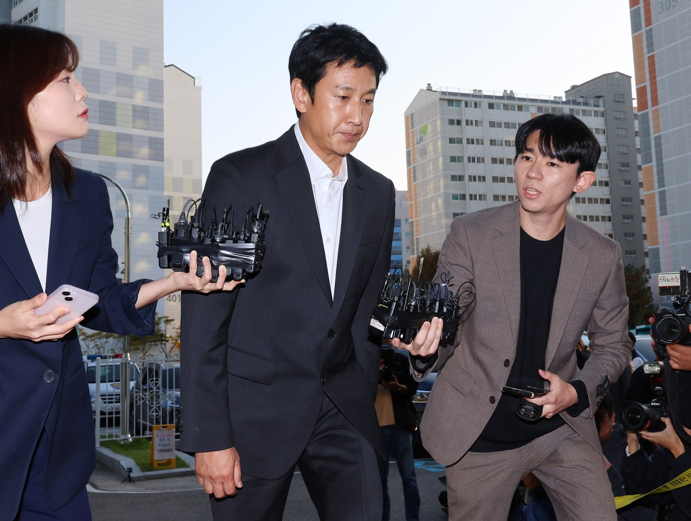 Những hình ảnh cuối đời của sao Ký sinh trùng.