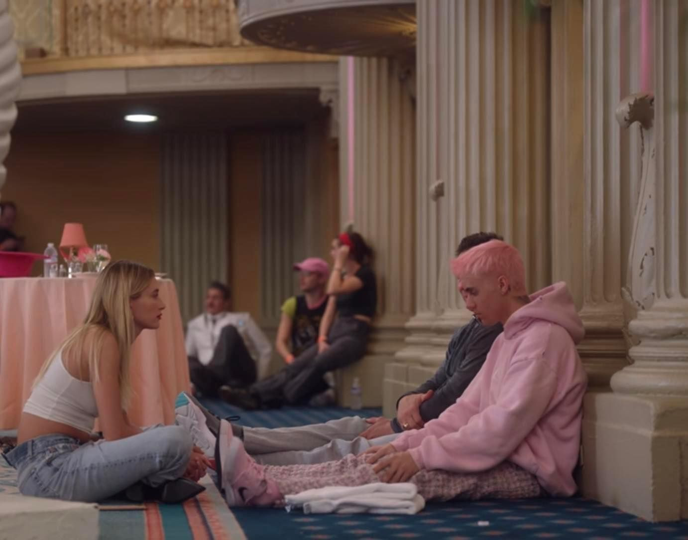 Justin Bieber bất ổn tâm lý trong quá trình quay MV Yummy. Justin Bieber bất ổn tâm lý trong quá trình quay MV Yummy.