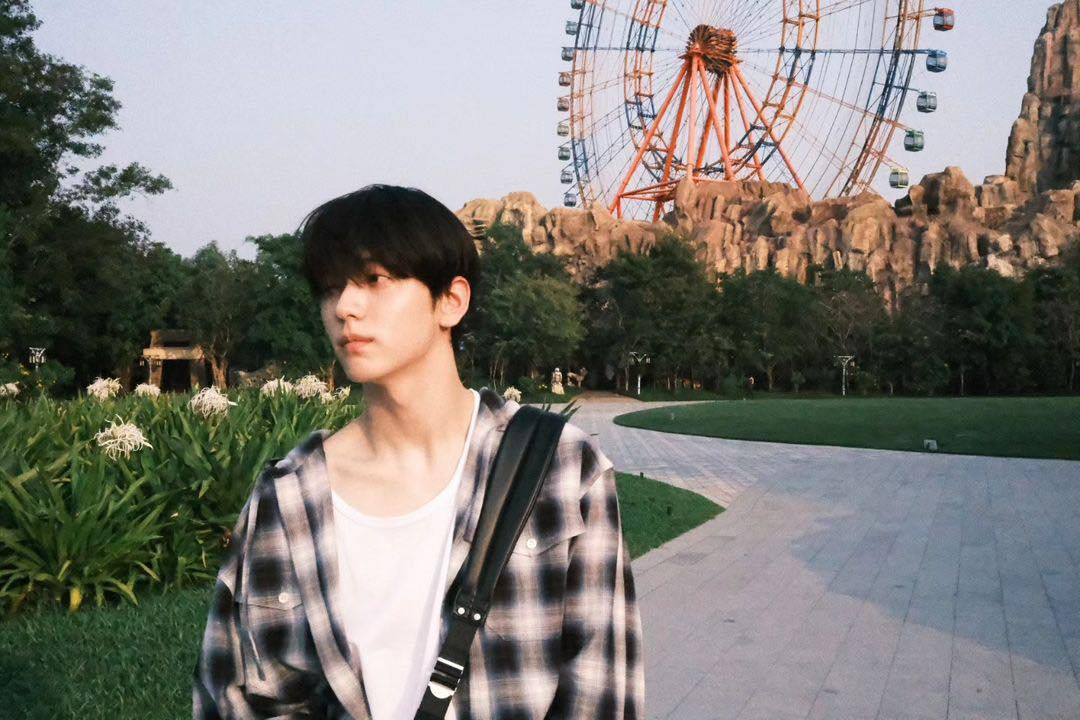 Tối mùng 3 Tết Nguyên đán, Soobin và Beomgyu nhóm TXT “xả” ảnh du lịch Phú Quốc. Cả hai được có chuyến nghỉ dưỡng ngắn ngày ở Việt Nam, hiện đã trở về Hàn Quốc.