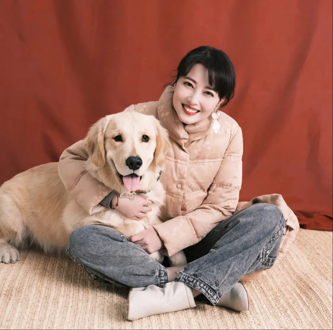 Châu Hải My qua đời tại nhà riêng, gia đình thông báo cô mất vì cơn đau tim đột ngột. Trước đây có nhiều thông tin cô mắc lupus ban đỏ từ bé, dẫn đến sức khỏe suy kiệt, phải thở bằng máy oxy tại nhà.