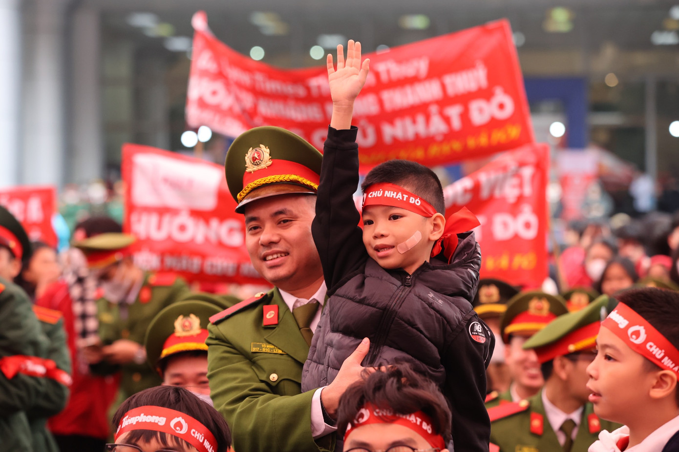 Chủ Nhật Đỏ lan toả mạnh mẽ tinh thần tình nguyện hiến máu, huy động số đơn vị máu hiến càng nhiều càng tốt để góp phần đáp ứng ngày càng đầy đủ hơn nhu cấu máu điều trị bệnh cứu người, đặc biệt trong dịp Tết.