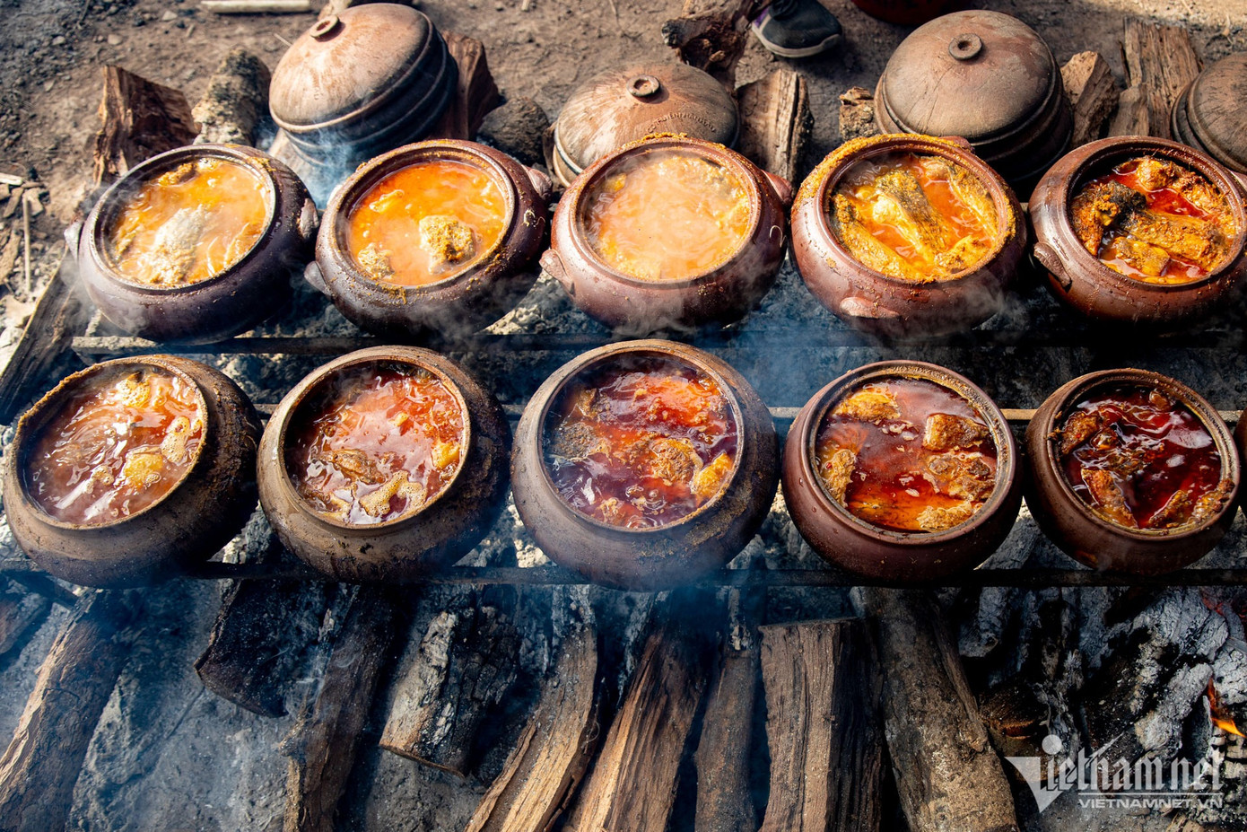 Theo người dân nơi đây, cá kho Vũ Đại muốn ngon là phải đạt đến độ thịt chắc nhưng xương mềm. Để được như vậy phải đun bằng than hồng, nhiệt độ duy trì trong nhiều giờ, trong quá trình kho, cá liên tục được châm thêm nước.