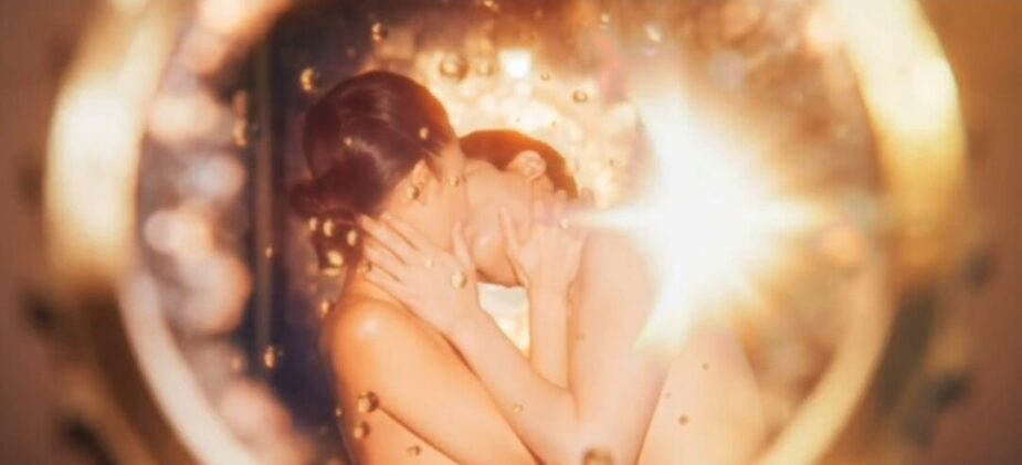 Cảnh nóng bị chê phản cảm của Lee Min Ho và Gong Hyo Jin. Cảnh nóng bị chê phản cảm của Lee Min Ho và Gong Hyo Jin.