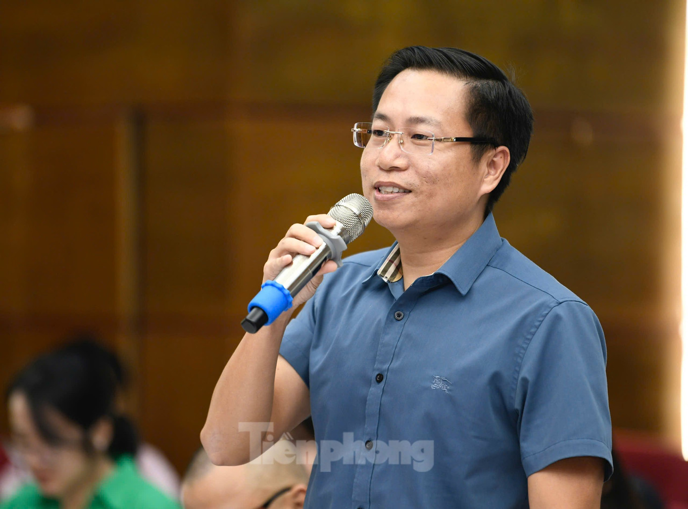 Nhà báo Đình Thắng. Nhà báo Đình Thắng.