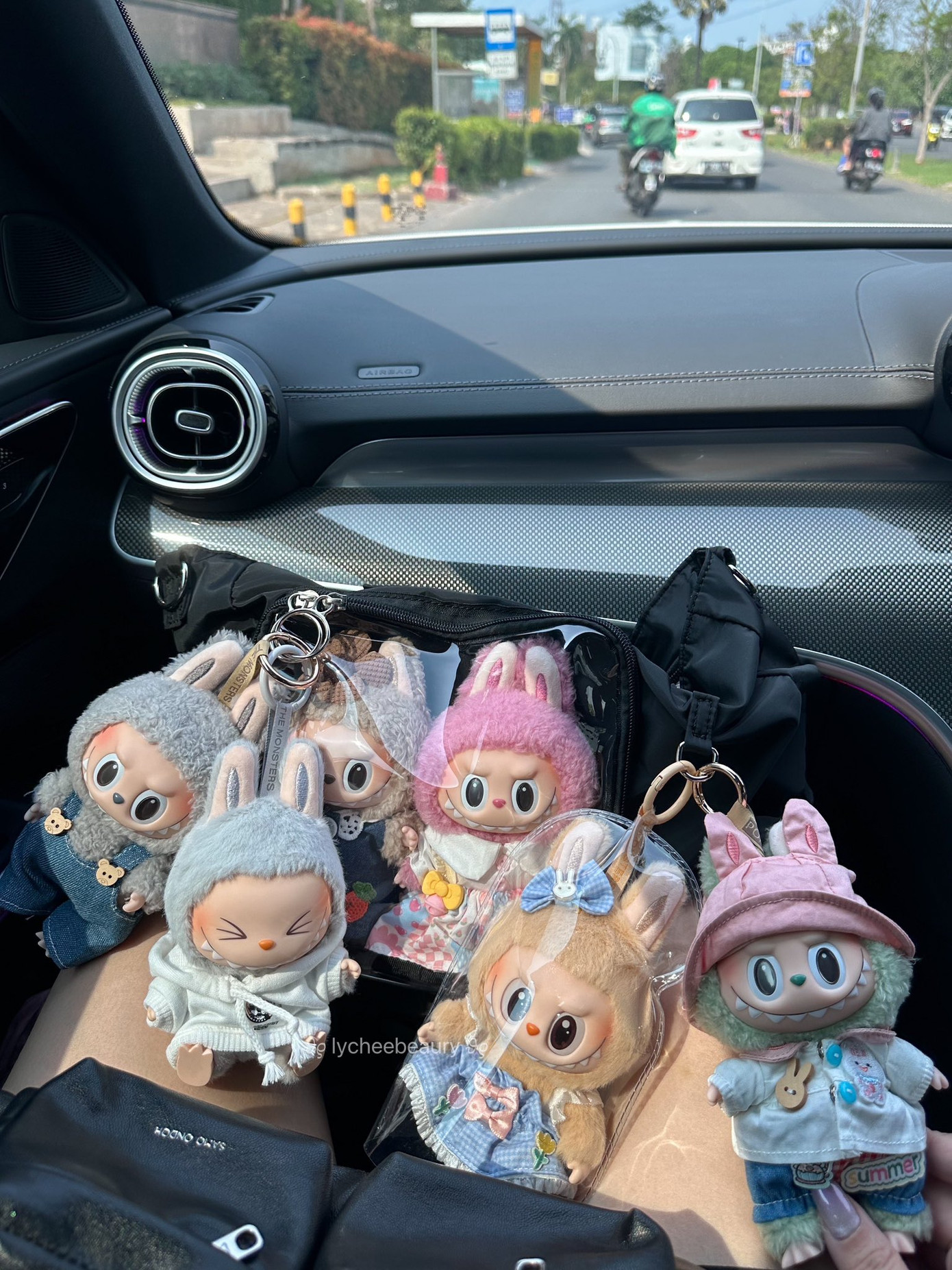 Giới trẻ phát cuồng vì món đồ chơi thú bông đến từ Trung Quốc.