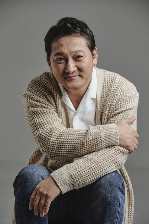 Jung Man Sik (trái) và On Ju Wan. Jung Man Sik (trái) và On Ju Wan.