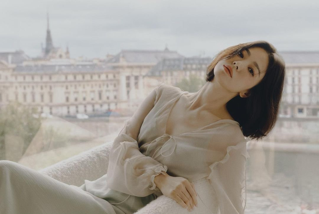 Song Hye Kyo. Song Hye Kyo.