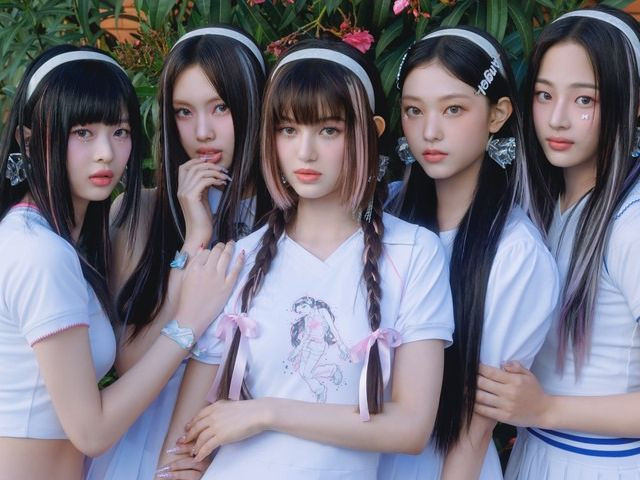 BabyMonster cần thay đổi nhiều về tư duy âm nhạc lẫn concept nếu muốn cạnh tranh với các nhóm nữ gen 4 khác. BabyMonster cần thay đổi nhiều về tư duy âm nhạc lẫn concept nếu muốn cạnh tranh với các nhóm nữ gen 4 khác.