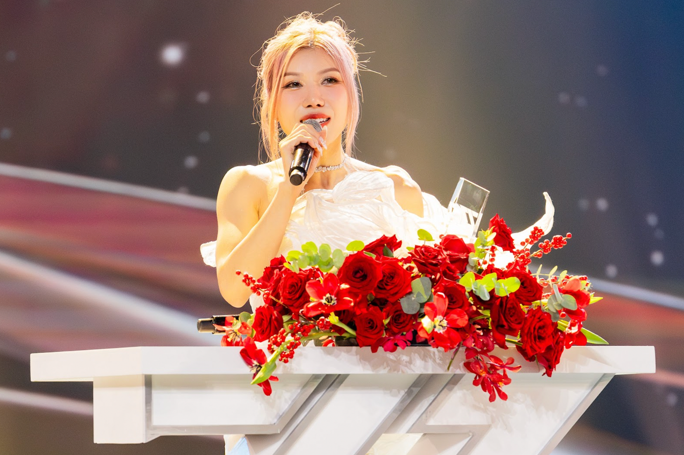 Trang Pháp chiến thắng show Chị đẹp đạp gió rẽ sóng. Ảnh: NSX.