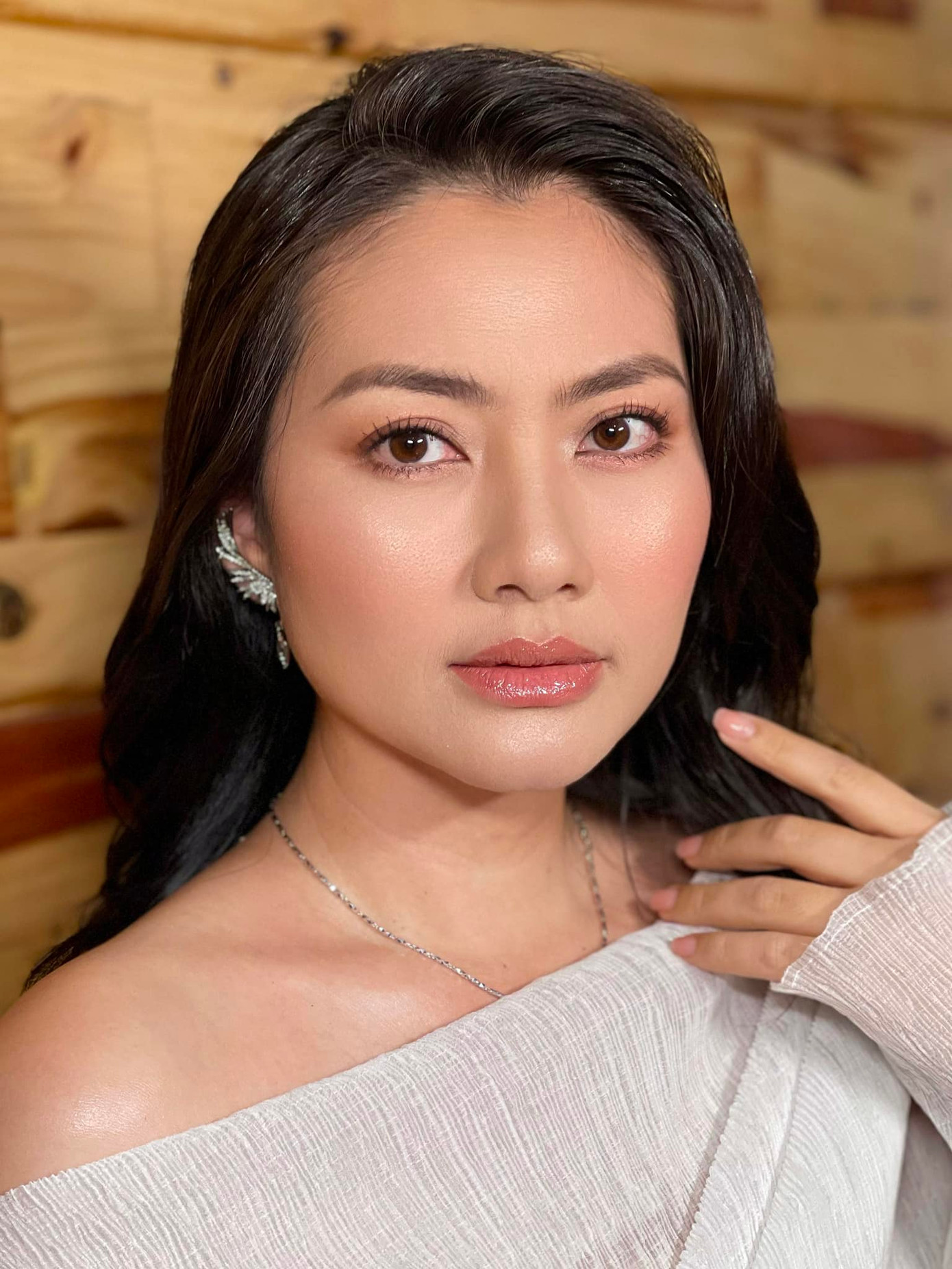 Nữ diễn viên đa dạng trong các vai diễn, đặc biệt gây ấn tượng với dạng nhân vật phản diện.