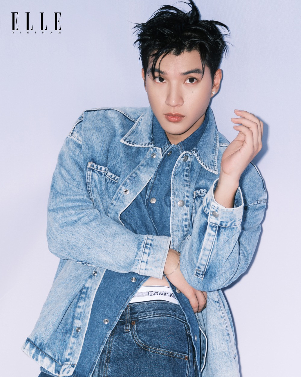 Tăng Mỹ Hàn (trái) và Hieuthuhai.