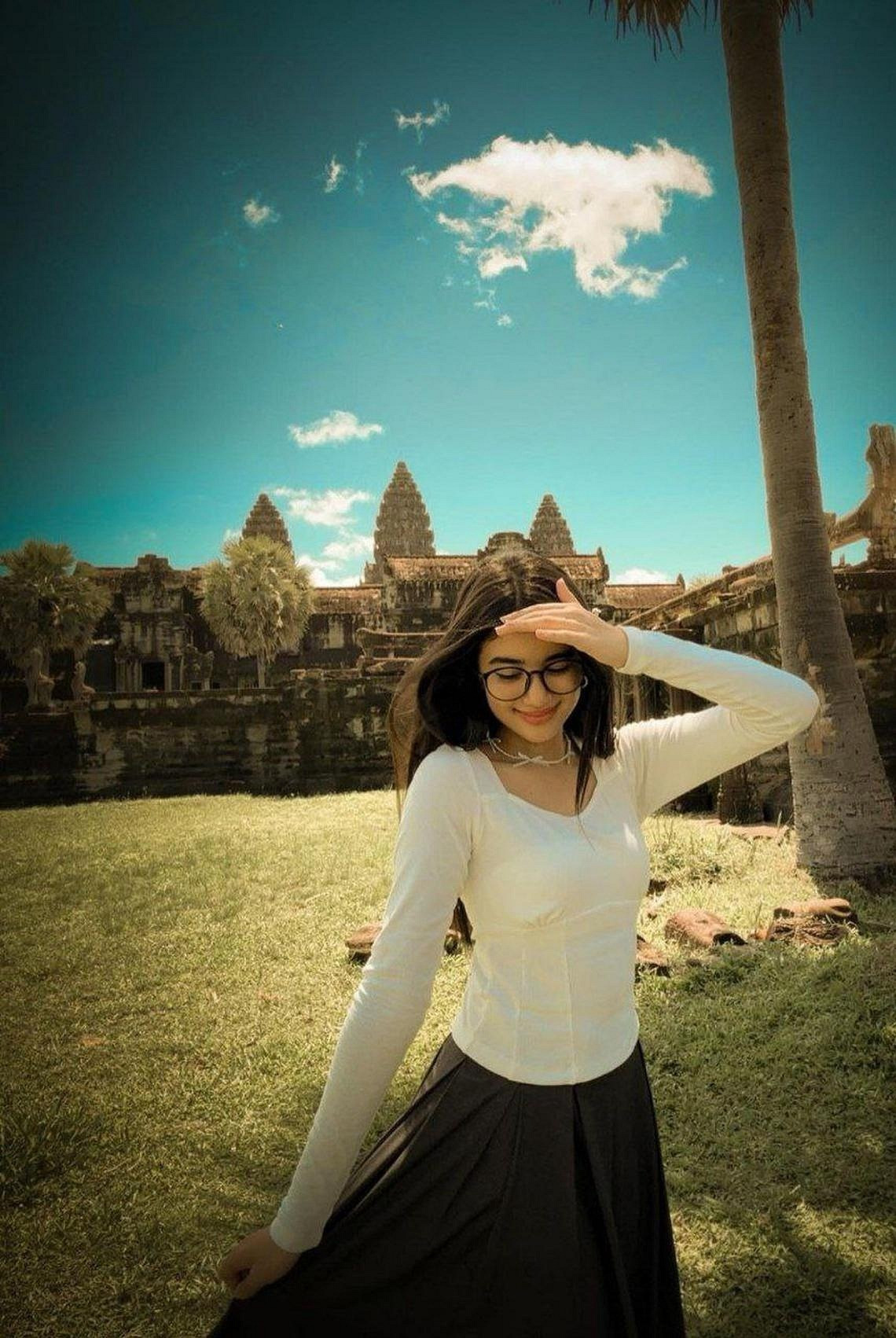 Sinh năm 2012, cô là chắt gái của cố Norodom Sihanouk, cựu quốc vương Campuchia. Ảnh: Jnnardm/Instagram. Sinh năm 2012, cô là chắt gái của cố Norodom Sihanouk, cựu quốc vương Campuchia. Ảnh: Jnnardm/Instagram.