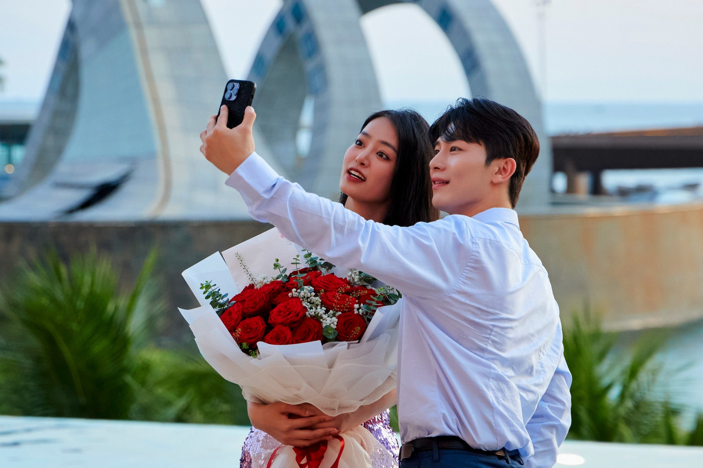 4 cặp có cái kết đẹp trong tập cuối Đảo thiên đường. 4 cặp có cái kết đẹp trong tập cuối Đảo thiên đường.