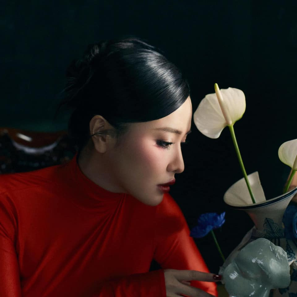 Tạo hình của Sơn Tùng M-TP và Bích Phương được thông báo cùng ngày, chỉ cách nhau vài phút. Tạo hình của Sơn Tùng M-TP và Bích Phương được thông báo cùng ngày, chỉ cách nhau vài phút.