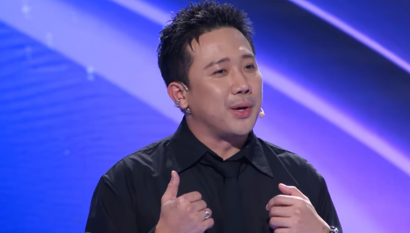 Trấn Thành chia sẻ anh từng có hành động "điên rồ" trong tình yêu và khẳng định đó mới là tuổi trẻ. Ảnh: CMH.