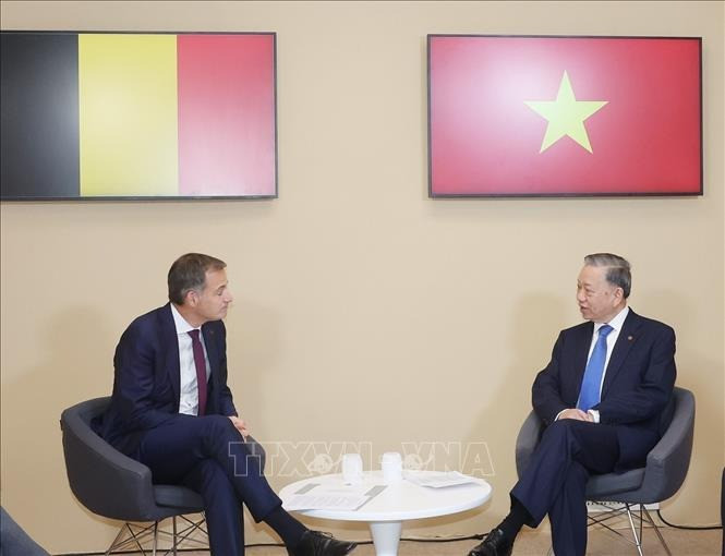 Tổng Bí thư, Chủ tịch nước Tô Lâm tiếp xúc song phương với Thủ tướng Bỉ Alexander De Croo. (Ảnh: Trí Dũng/TTXVN) Tổng Bí thư, Chủ tịch nước Tô Lâm tiếp xúc song phương với Thủ tướng Bỉ Alexander De Croo. (Ảnh: Trí Dũng/TTXVN)