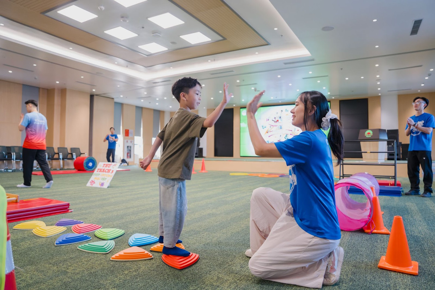 Các trò chơi vận động cho bé