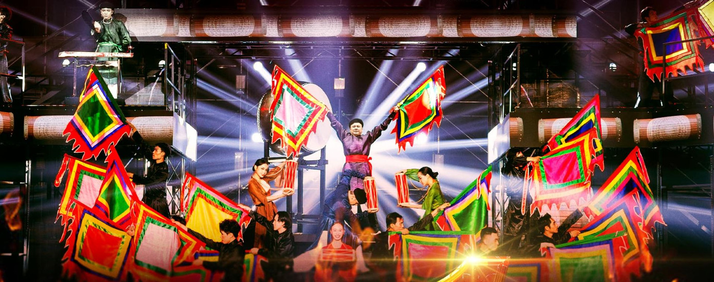 Sân khấu Trống cơm của NSND Tự Long, Cường Seven, Soobin "nóng" nhất mục âm nhạc trending YouTube Việt Nam tuần qua. Sân khấu Trống cơm của NSND Tự Long, Cường Seven, Soobin "nóng" nhất mục âm nhạc trending YouTube Việt Nam tuần qua.