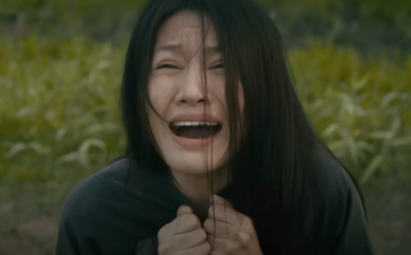 Phân đoạn Hường (Văn Phượng đóng) bị Hai Tài (Đình Hiếu thủ vai) cưỡng bức. Phân đoạn Hường (Văn Phượng đóng) bị Hai Tài (Đình Hiếu thủ vai) cưỡng bức.