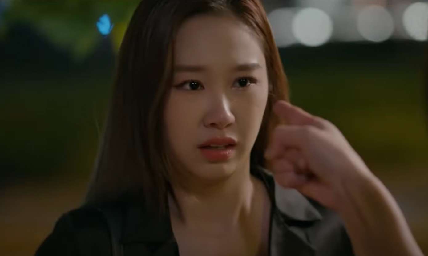 Lần đầu đảm nhận dạng vai phản diện “tiểu tam”, diễn viên trẻ Hàn Trang tạo ấn tượng khá tốt về diễn xuất trong phim Mình yêu nhau, bình yên thôi. Trong phim, cô vào vai Linh - bạn gái cũ của Đức Anh (Thanh Sơn), là nhân vật trực tiếp gây ra hiểu lầm dẫn đến rạn nứt tình cảm giữa vợ chồng Hân (Việt Hoa) - Đức Anh.