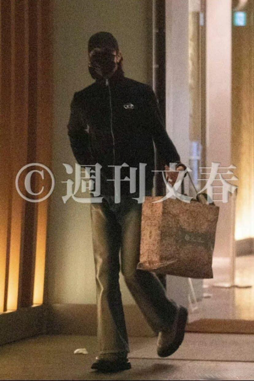 Bunshun tung hình của K - nam thần tượng sinh năm 1997 có dữ liệu cá nhân trùng khớp với bài đăng của Bunshun.