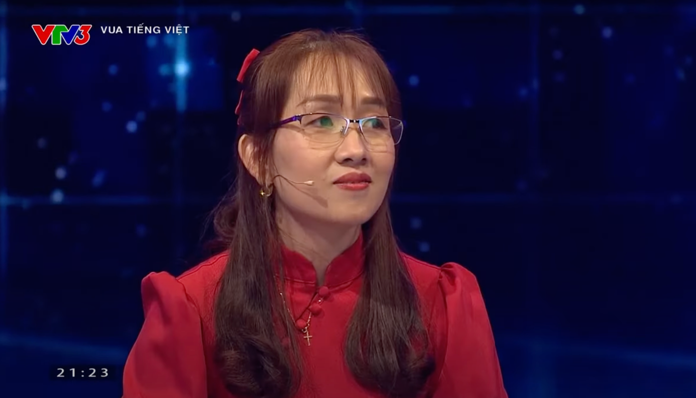 Vòng Soán ngôi, người chơi Phan Quỳnh Vân thua cuộc khi trả lời hàng ngang thứ hai là "hỉ hả", đáp án đúng của chương trình đưa ra là "hể hả". Khán giả cho rằng hai từ này đồng nghĩa.