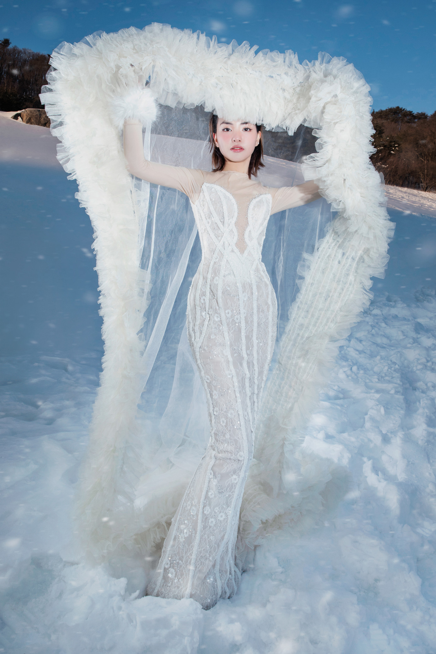 Buổi triển lãm sách ảnh, video thời trang được chọn thực hiện tại TPHCM để trình làng những sản phẩm trong hành trình vừa qua. Buổi triển lãm sách ảnh, video thời trang được chọn thực hiện tại TPHCM để trình làng những sản phẩm trong hành trình vừa qua.