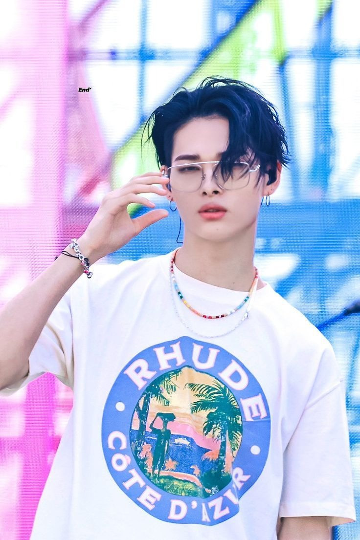 Nhiều thần tượng ra mắt ở độ tuổi 13, 14 trong những bốn năm trở lại đây.