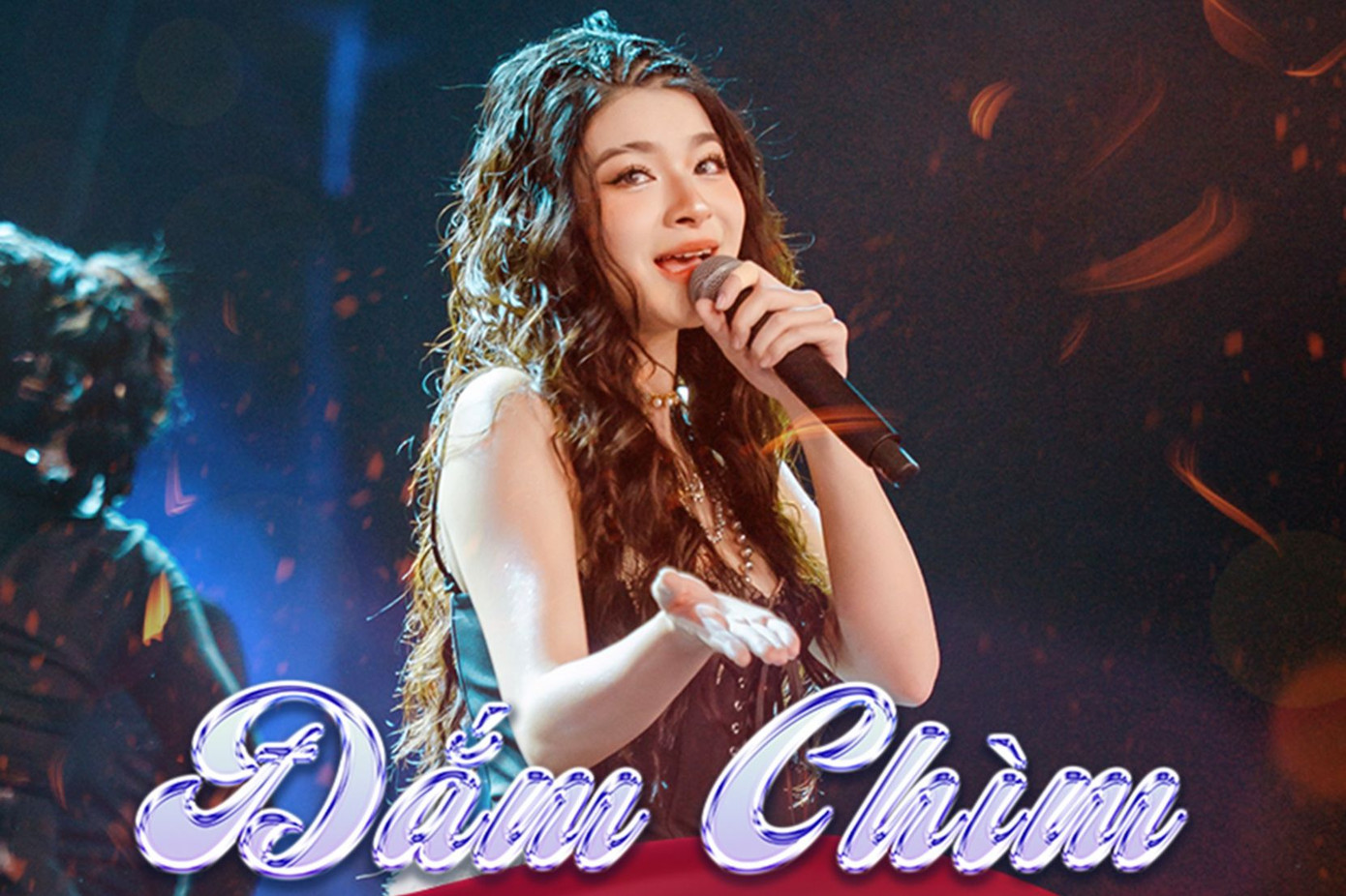 Võ Hoài Anh mở màn chương trình. Phần thi của cô được giám khảo Hồ Ngọc Hà, Huy Tuấn, Trúc Nhân đánh giá cao về tạo hình, song cách thể hiện chưa bứt phá so với những tuần trước.