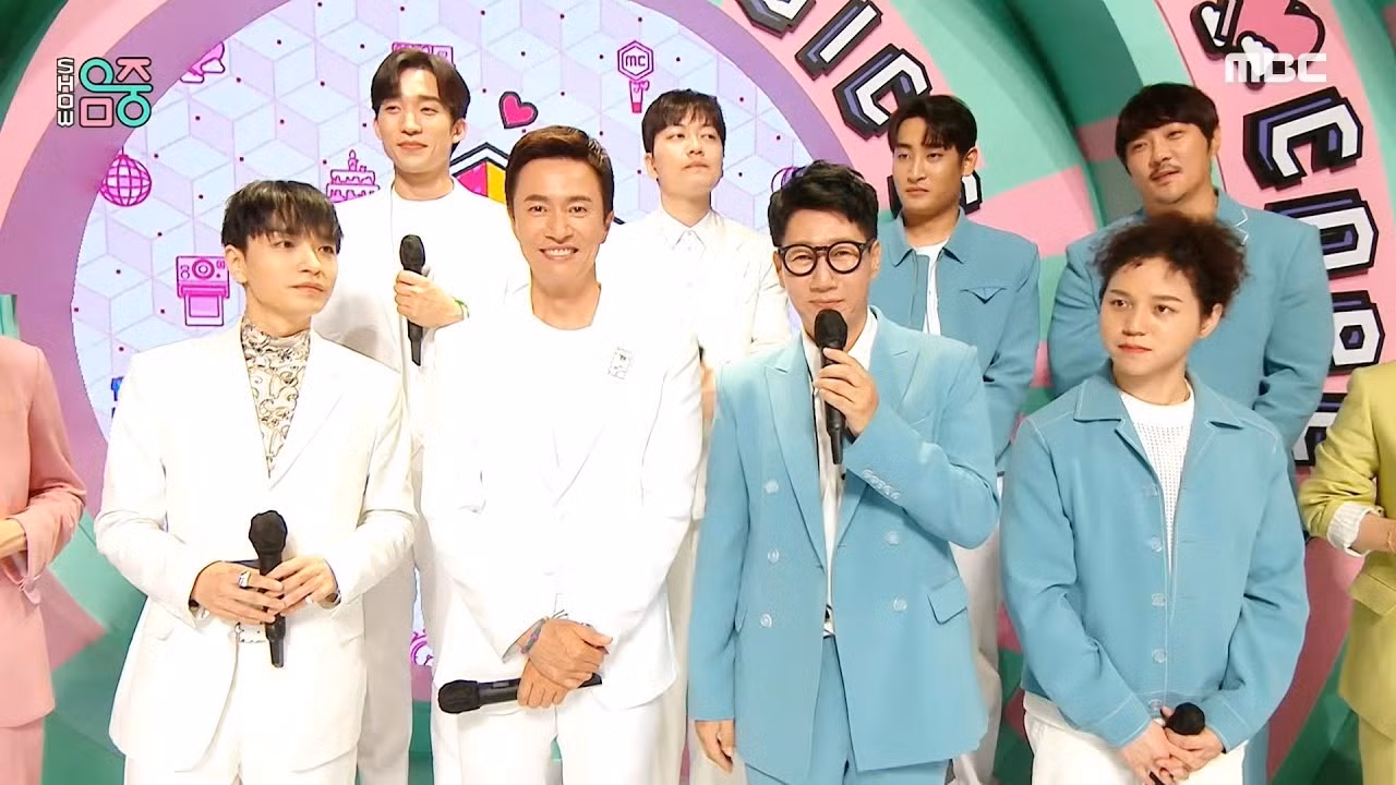 Nhiều nhóm nhạc dự án quy tụ dàn nghệ sĩ Kpop nổi tiếng từng được thành lập.